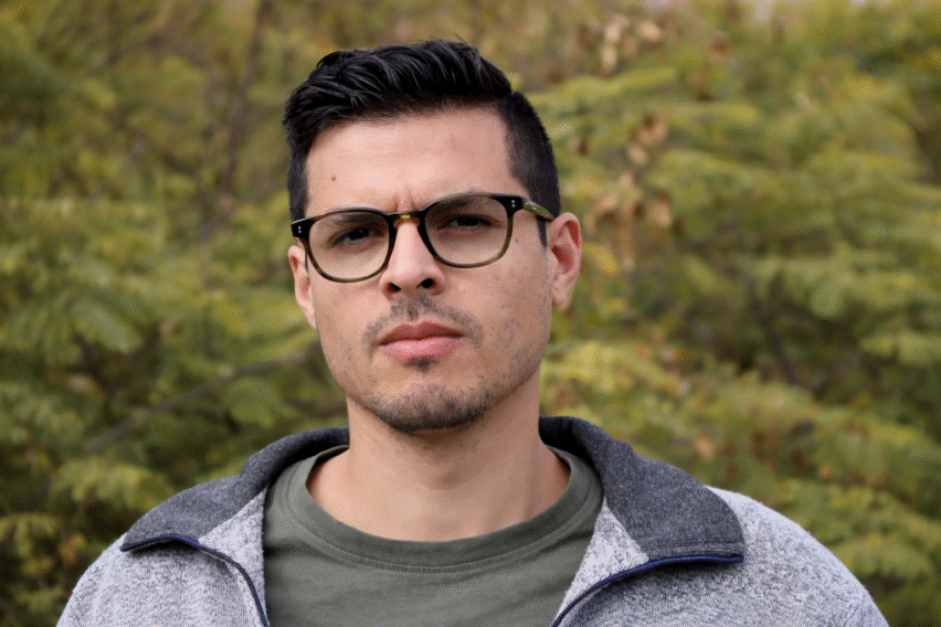 Joshua Dávila